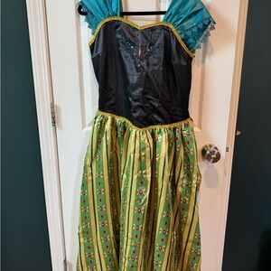 Disney Frozen “Ana” dress-Women’s M